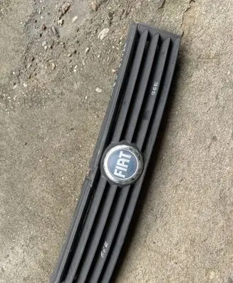 Fiat Stilo Front bumper upper radiator grill 1821920018