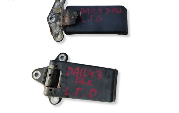 Iveco Daily 35.8 - 9 Loading door hinge set 