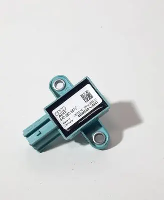 Audi A4 S4 B8 8K Airbag deployment crash/impact sensor 8K0955557C 8K0955557 5WK4380902
