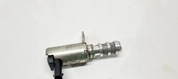 Peugeot 5008 II Camshaft speed sensor 9675081780