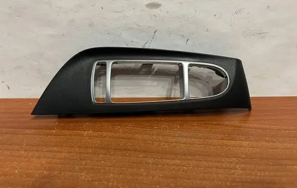 Mercedes-Benz E W213 Front door window switch trim A2137208600
