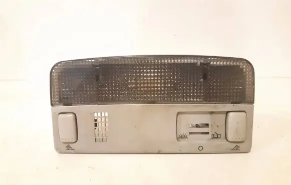 Volkswagen PASSAT B5 Front seat light 3B0947105