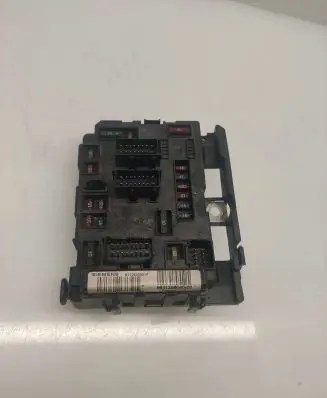 Citroen C5 Fuse module 9641258080 S110500001F