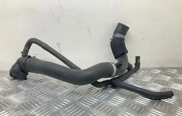 Volkswagen Scirocco Engine coolant pipe/hose 3C0121087A 3C0122291D 3C0122101EM