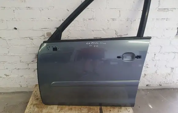 Citroen C4 I Picasso Front door