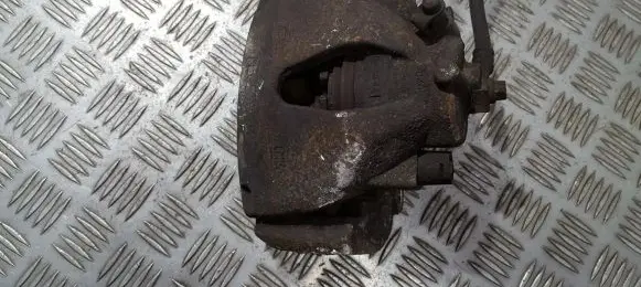 Opel Zafira B Front brake caliper
