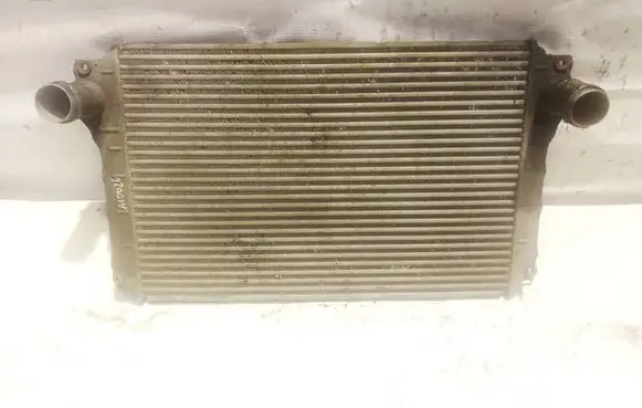 Toyota Avensis T250 Intercooler radiator