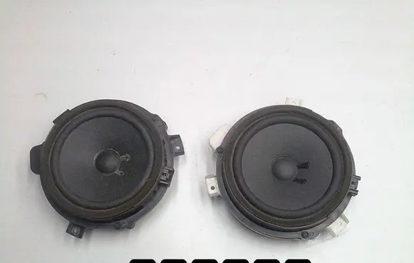 Ford Grand C-MAX Front door speaker