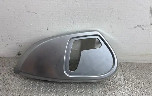 Mercedes-Benz C W203 Front door seat control surround trim 313205LH 313205