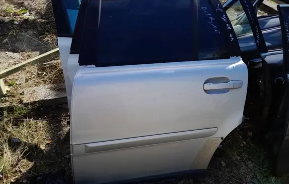 Rear door