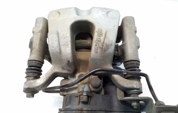 Chrysler 200 Rear brake caliper