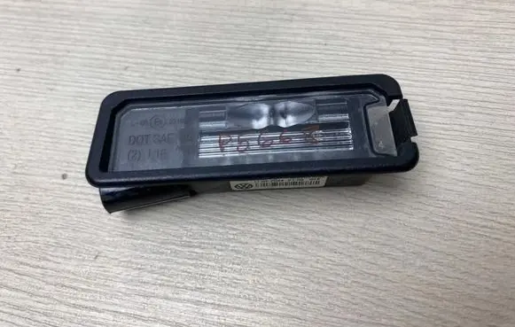Volkswagen Golf VIII Number plate light 3Q5943021A