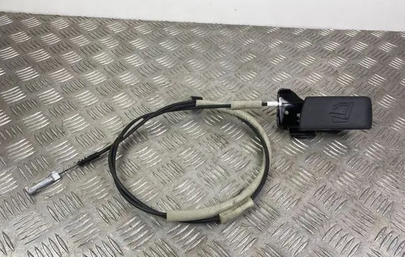 Hyundai Grand Santa Fe NC Rear seat cable / handle 