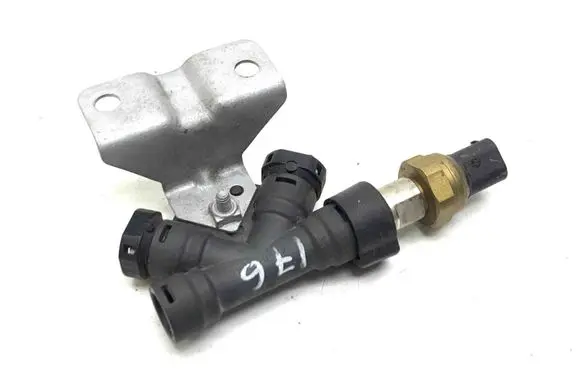 Jaguar XK - XKR Fuel distributor 8W839D280AE