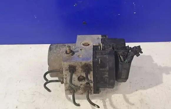 Volvo S40, V40 ABS Pump 0273004224