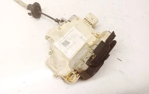 Audi A6 S6 C6 4F Front door lock 4F2837016 4F2837016B