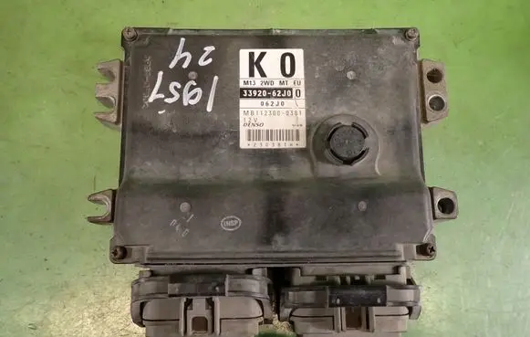 Suzuki Swift I Engine control unit/module ECU