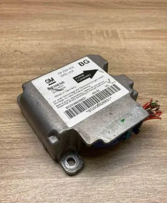 Opel Zafira A Airbag control unit/module 09229303 330518650 UsedBG