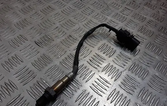 KIA Carens III Lambda probe sensor 393504A410 9350933004