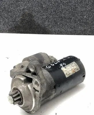 Volkswagen Golf IV Starter motor 0986017830