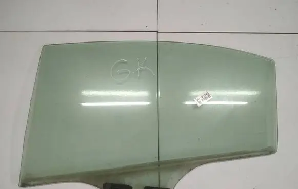 Honda Civic Rear door window glass AS2