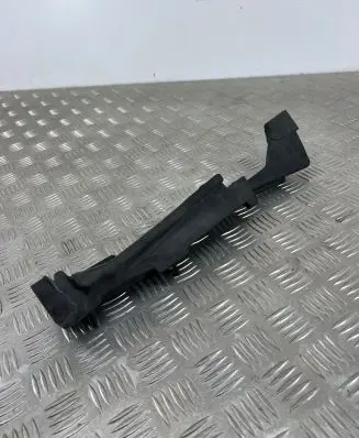 Fender foam support/seal