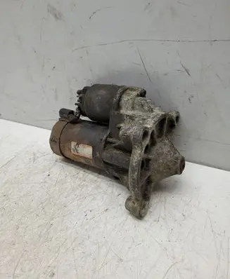 Peugeot 605 Starter motor D6RA16 670796