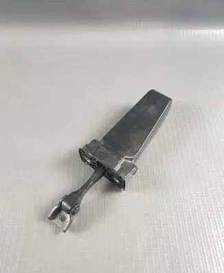 Skoda Superb B8 (3V) Rear door check strap stopper 3V0839267