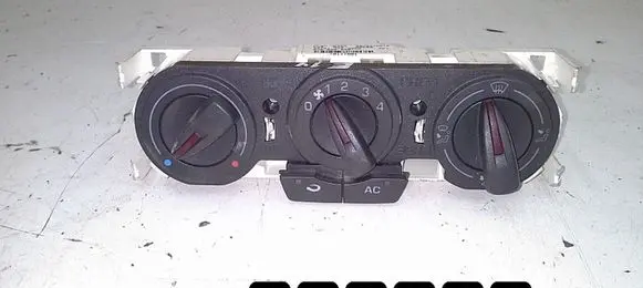 Seat Ibiza IV (6J,6P) Climate control unit 6j0820045