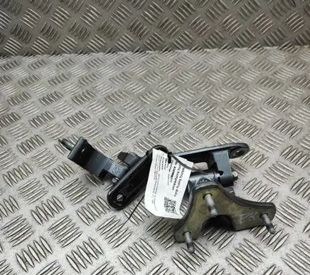 Mercedes-Benz E W238 Front door hinges set A2057204733 A2057201537