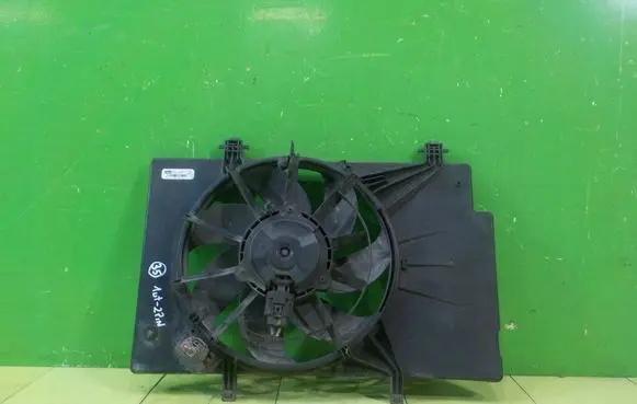 Ford Transit Courier Fan set 8V518C607EF 17AB96
