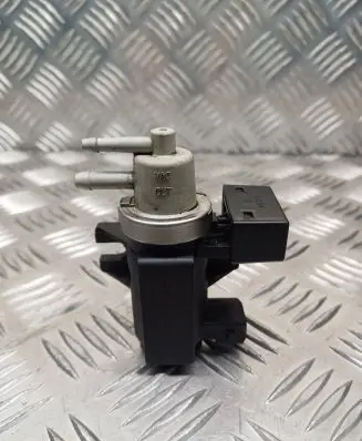 Volvo V70 Turbo solenoid valve 72190329 30637251