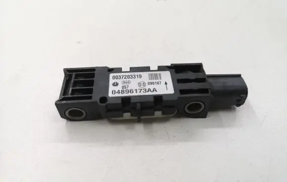 Chrysler 300 - 300C Airbag deployment crash/impact sensor 04896173AA 0037203319