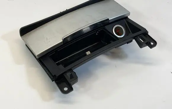Audi Q7 4L Car ashtray 4L0857951