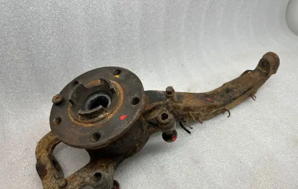 Volkswagen Touareg I Front wheel hub spindle knuckle 7L0407258A 0986594525