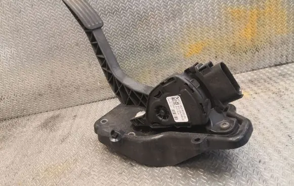Jaguar XF X250 Accelerator throttle pedal 9X239F832BA