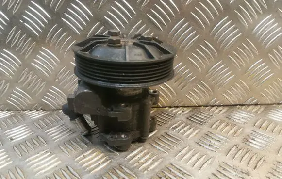 BMW 5 E60 E61 Power steering pump LH2113938