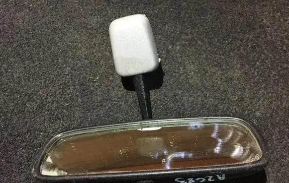 Honda Civic Rear view mirror (interior) e6007013