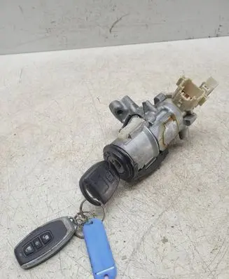 Toyota RAV 4 (XA20) Ignition lock 8978352010