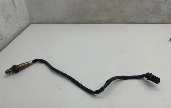BMW X6 E71 Lambda probe sensor 7611322 0258010435