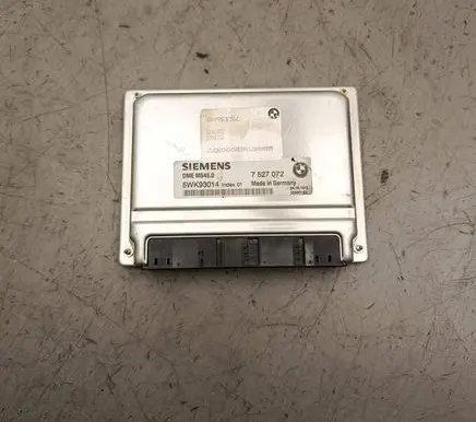 BMW 5 E60 E61 Engine control unit/module 7527072 5WK93014 DMEMS450