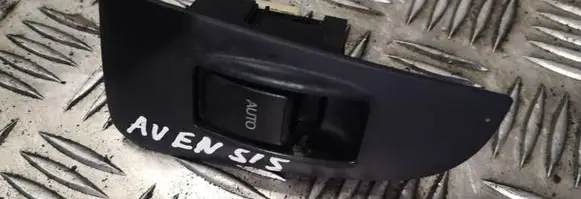Toyota Avensis T250 Electric window control switch 7427205020