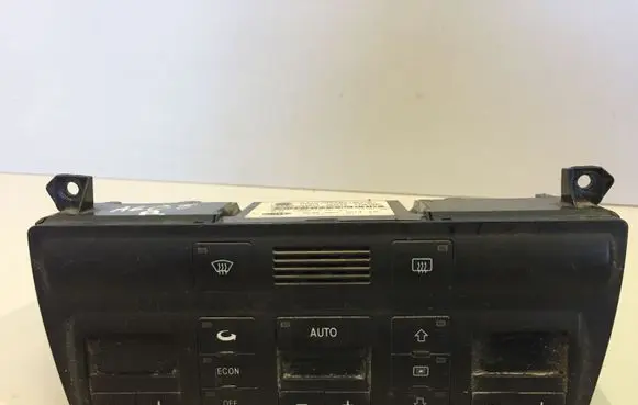Audi A6 S6 C5 4B Climate control unit 4B0820043P