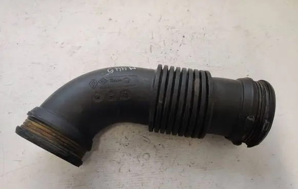 Renault Master III Air intake duct part B00034
