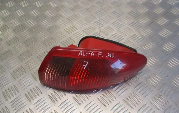 Alfa Romeo 147 Rear/tail lights