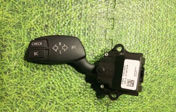 BMW M5 Indicator stalk 6951349