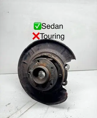 Rear wheel hub spindle/knuckle
