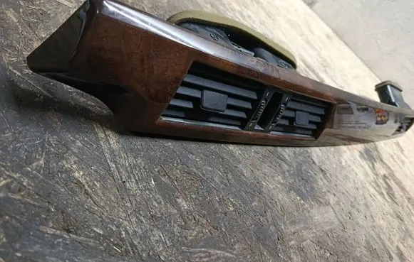 BMW 5 E60 E61 Dashboard glove box trim EGH58U 6970268