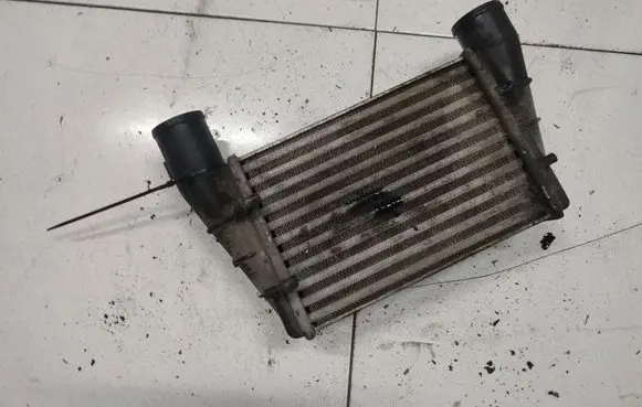 Volkswagen PASSAT B5 Intercooler radiator 