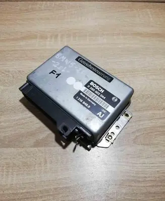 BMW 5 E34 Gearbox control unit/module 0260002044 1216848